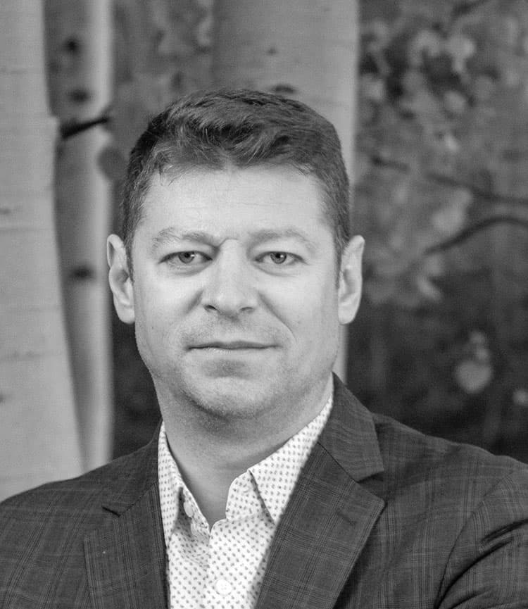 Sean Lyons